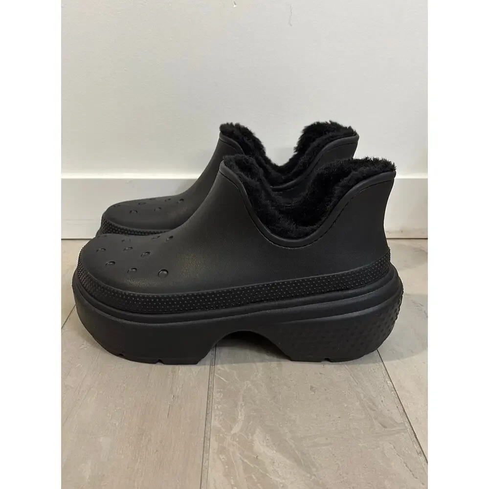 Crocs Boots M9 W11 Black Stomp Shorty Lined Chunky Platform Faux Fur Unisex
